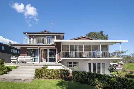 Photo of property in 71 Fisher Parade, Sunnyhills, Auckland, 2010