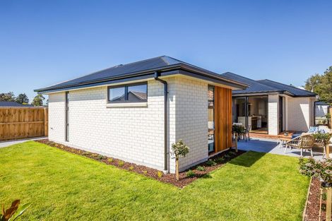 Photo of property in 27 Derbridge Street, Woodend, 7610