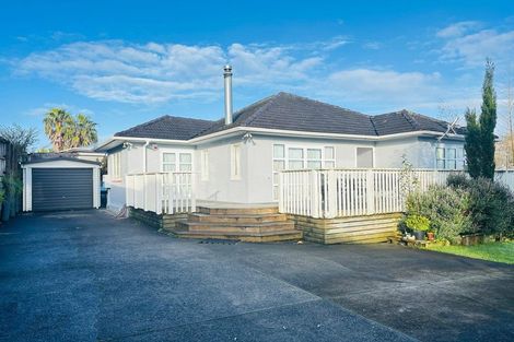 Photo of property in 1/23 View Road, Henderson, Auckland, 0612