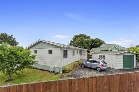 Photo of property in 72 Kahikatea Drive, Melville, Hamilton, 3206