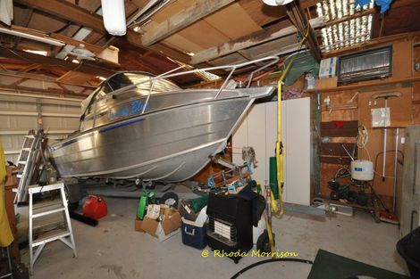 Photo of property in 1 Sandy Beach Road, Tinopai, 0593