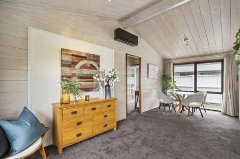 Photo of property in 1/38 Sandiacre Way, Browns Bay, Auckland, 0630