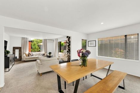 Photo of property in 9 Clyde Road, Upper Riccarton, Christchurch, 8041