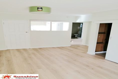 Photo of property in 29 Galaxy Drive, Mairangi Bay, Auckland, 0630