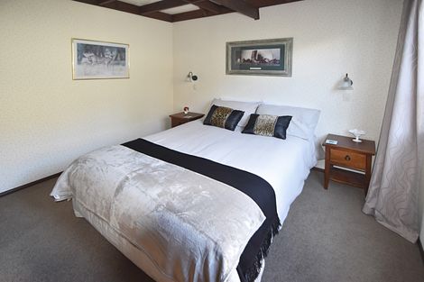 Photo of property in 30 Black Peak Road, Omarama, 9412