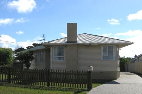 Photo of property in 33 Barrys Road, Glendene, Auckland, 0602
