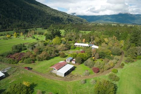 Photo of property in 3352 Ahaura-kopara Road, Totara Flat, 7871