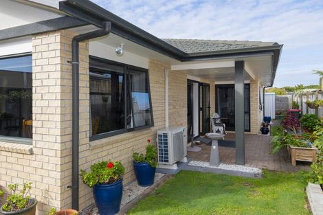 Photo of property in 4 Coulston Place, Riverdale, Gisborne, 4010