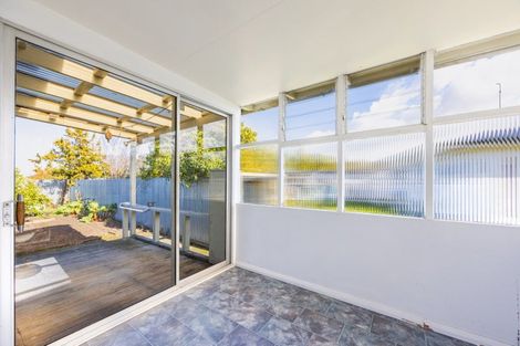 Photo of property in 15 Mitchell Street, Waipukurau, 4200