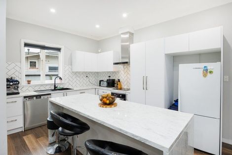 Photo of property in 32 Marne Street, Hokowhitu, Palmerston North, 4410