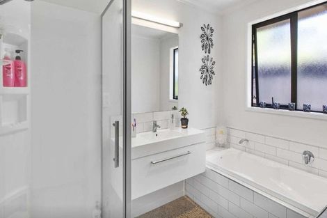 Photo of property in 10 Ihimaera Terrace, Leamington, Cambridge, 3432