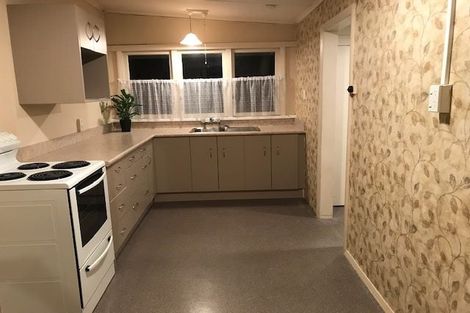 Photo of property in 77 Bartholomew Road, Levin, 5510