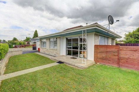Photo of property in 9 Krippner Place, Dinsdale, Hamilton, 3204