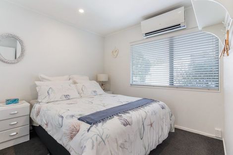 Photo of property in 135 Mayfair Avenue, Whangamata, 3620