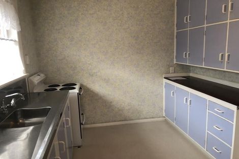 Photo of property in 82 Fraser Crescent, Elderslea, Upper Hutt, 5018