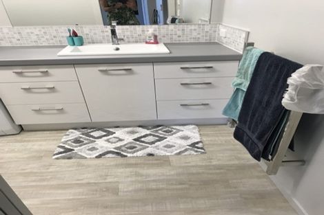 Photo of property in 21b Cooneys Drive, Matua, Tauranga, 3110