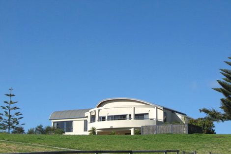 Photo of property in 17 Island View Heights, Coastlands, Whakatane, 3120
