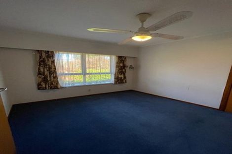 Photo of property in 60 Hillsborough Road, Hillsborough, Auckland, 1042