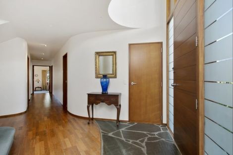 Photo of property in 96 Paritai Drive, Orakei, Auckland, 1071