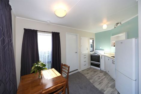 Photo of property in 2/114 Park Road South, Akina, Hastings, 4122