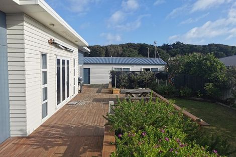 Photo of property in 44 Hunia Terrace, Himatangi Beach, Foxton, 4891