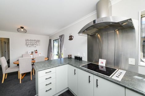 Photo of property in 10 Parnell Heights Drive, Kelvin Grove, Palmerston North, 4414