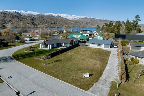 Photo of property in 20 Pisa Moorings Road, Mount Pisa, Cromwell, 9383