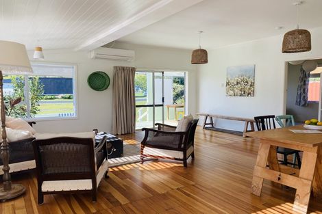 Photo of property in 184 Maunsell Road, Port Waikato, Tuakau, 2695