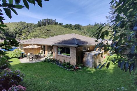 Photo of property in 24 Aragon Grove, Kingsley Heights, Upper Hutt, 5018