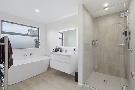 Photo of property in 95 Leistrella Road, Hoon Hay, Christchurch, 8025