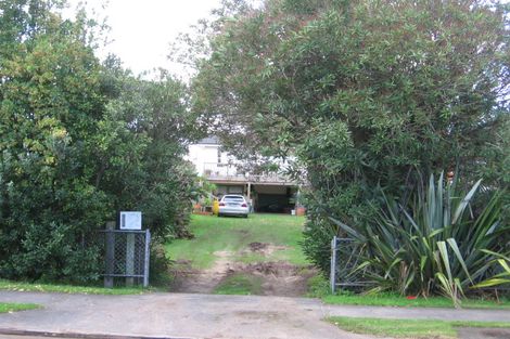 Photo of property in 12 Marellen Drive, Red Beach, 0932