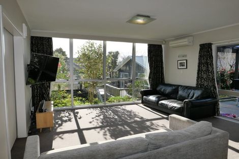 Photo of property in 59 Glen Road, Raumati South, Paraparaumu, 5032