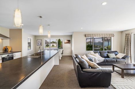 Photo of property in 6 Galatos Street, Rangiora, 7400