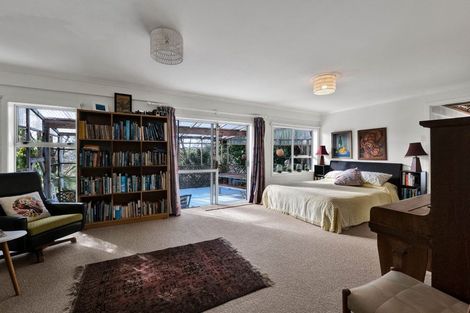 Photo of property in 28 Durham Avenue, Welbourn, New Plymouth, 4312