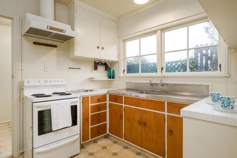 Photo of property in 12a Heta Road, Inner Kaiti, Gisborne, 4010