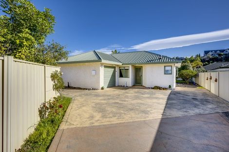Photo of property in 17 Pukekura Place, Taradale, Napier, 4112