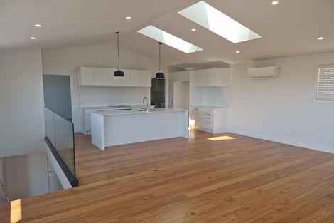 Photo of property in 1335e Papamoa Beach Road, Papamoa Beach, 3118