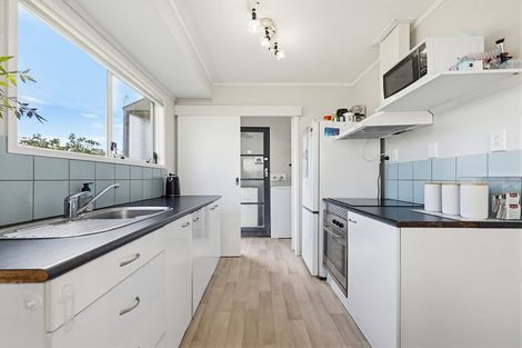 Photo of property in 2/15a Mcintyre Road, Mangere Bridge, Auckland, 2022