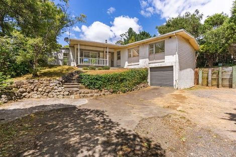 Photo of property in 19 Wyndham Road, Pinehaven, Upper Hutt, 5019