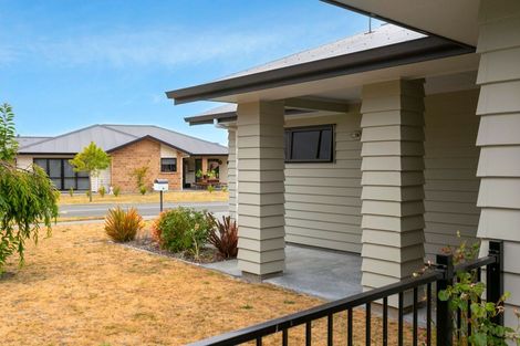Photo of property in 17 Noumea Drive, Rangatira Park, Taupo, 3330