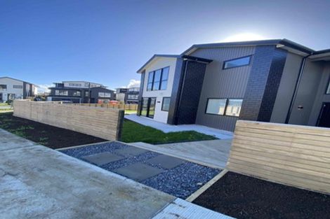 Photo of property in 5 Bendridge Street, Flat Bush, Auckland, 2019