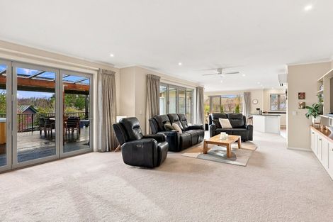 Photo of property in 17 Orchard Grove, East Taieri, Mosgiel, 9024