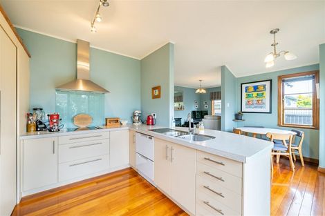 Photo of property in 43 Thornycroft Avenue, Epuni, Lower Hutt, 5011