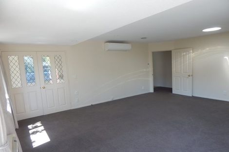 Photo of property in 4/135 Brookside Terrace, Bryndwr, Christchurch, 8053