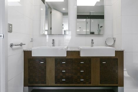 Photo of property in 20/225 Lake Terrace, Waipahihi, Taupo, 3330