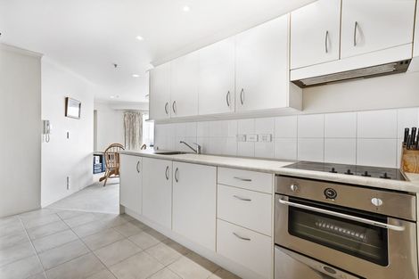 Photo of property in The Rennaissance, 11g/18 Ronwood Avenue, Manukau, Auckland, 2104