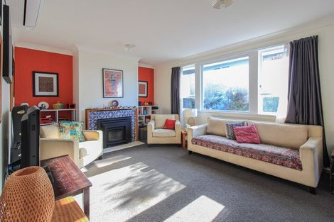 Photo of property in 19 Arene Grove, Titahi Bay, Porirua, 5022