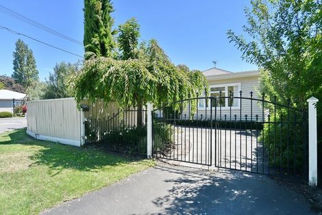 Photo of property in 1/2 Barrington Street, Somerfield, Christchurch, 8024