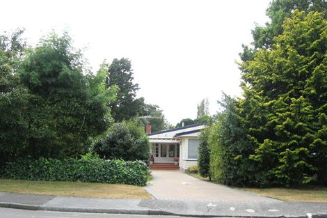 Photo of property in 112 Barton Avenue, Heretaunga, Upper Hutt, 5018