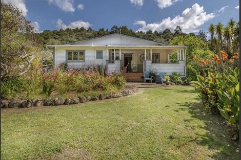 Photo of property in 408 Mangakura Road, Helensville, 0875